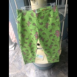 Govango Green Capris With Designs.  Size 6.